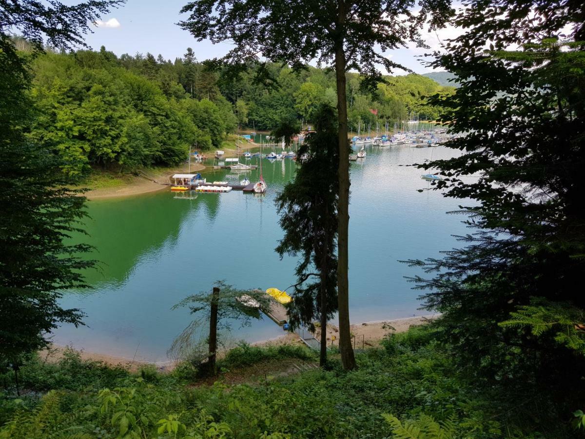 Caloroczne Domki Nad Zatoka Polańczyk Exteriér fotografie